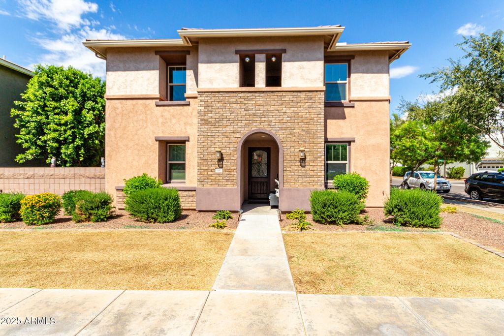 Photo of 3843 E Gideon Way, Gilbert, AZ 85296 (MLS # 6925768)