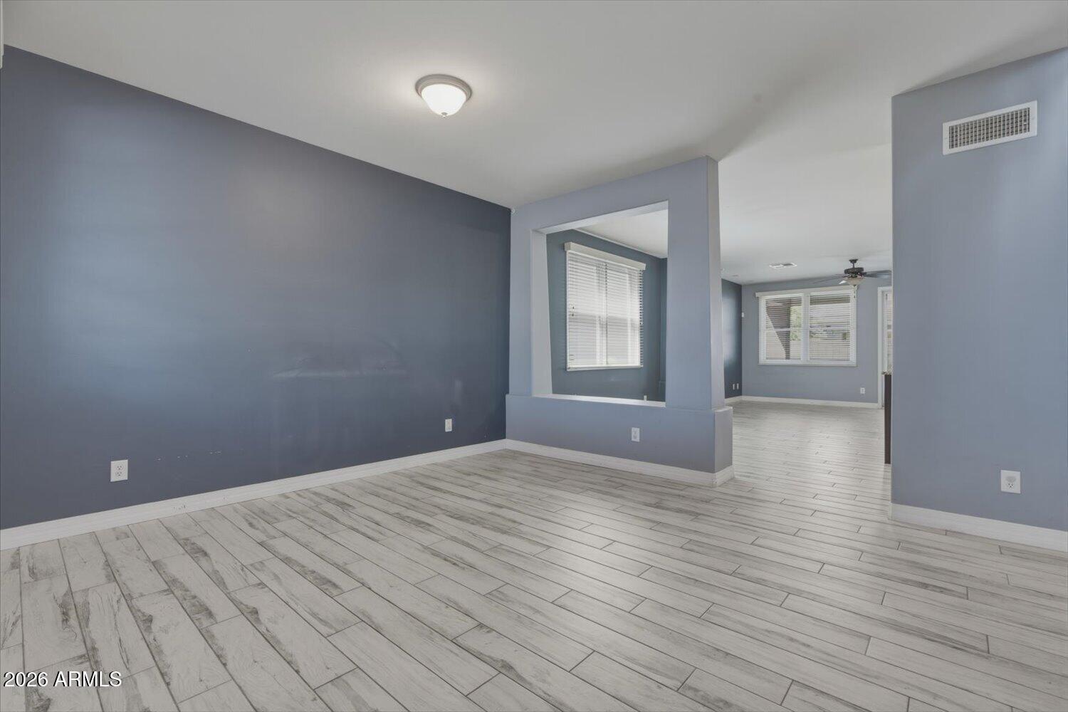 2246 E Fraktur Road