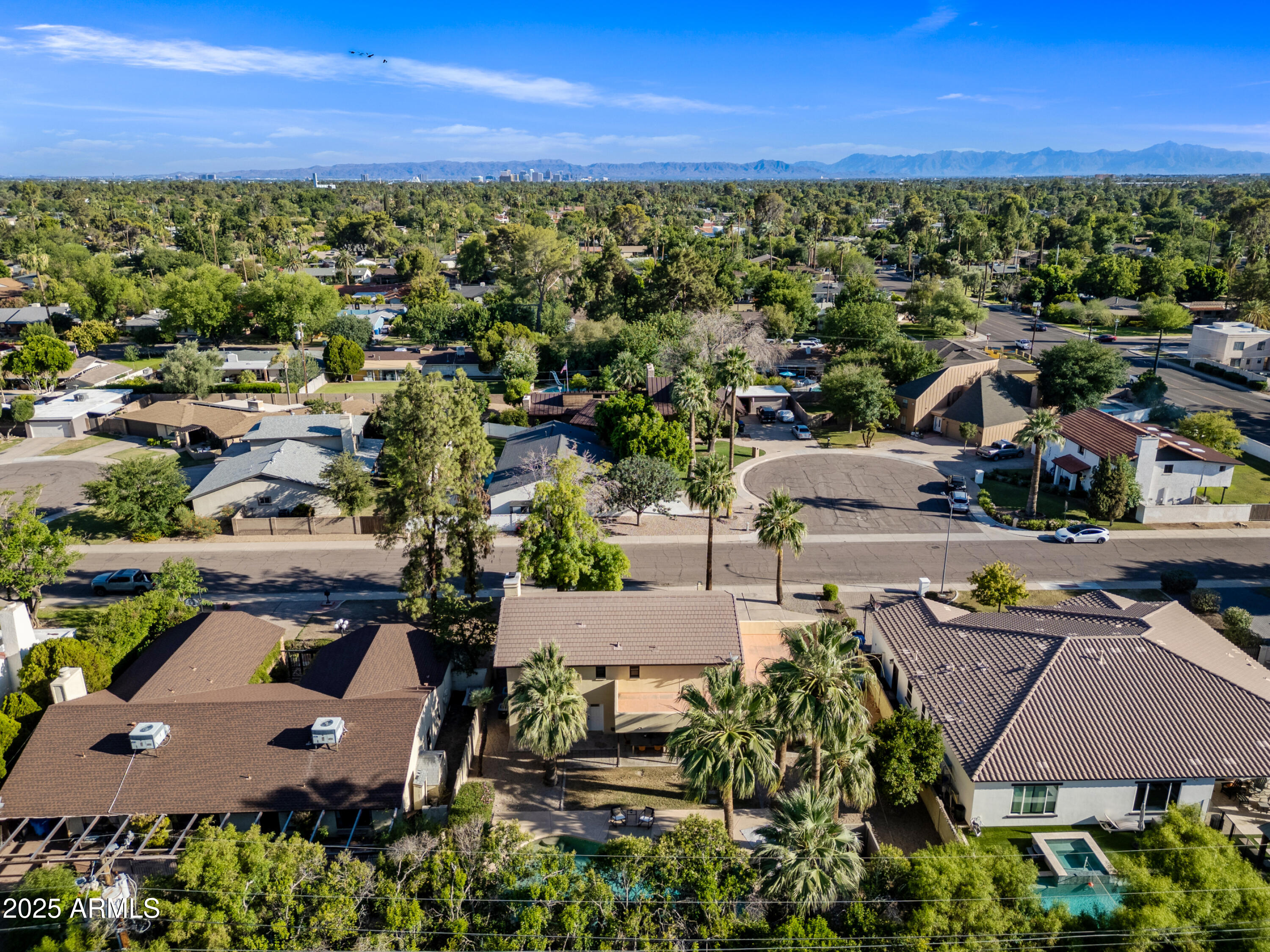538 W LAS PALMARITAS Drive