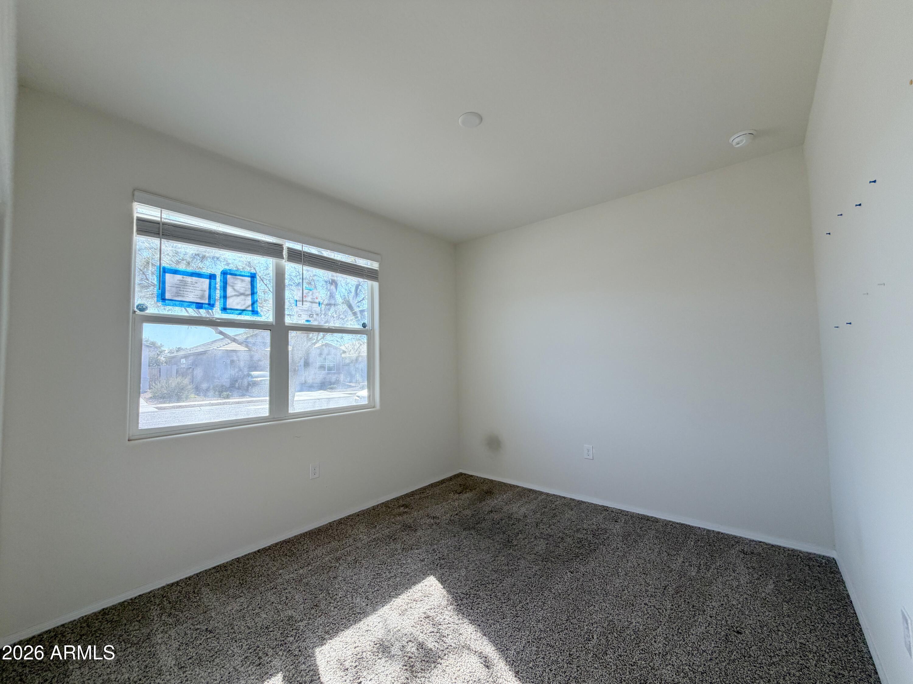 1726 W PINKLEY Avenue