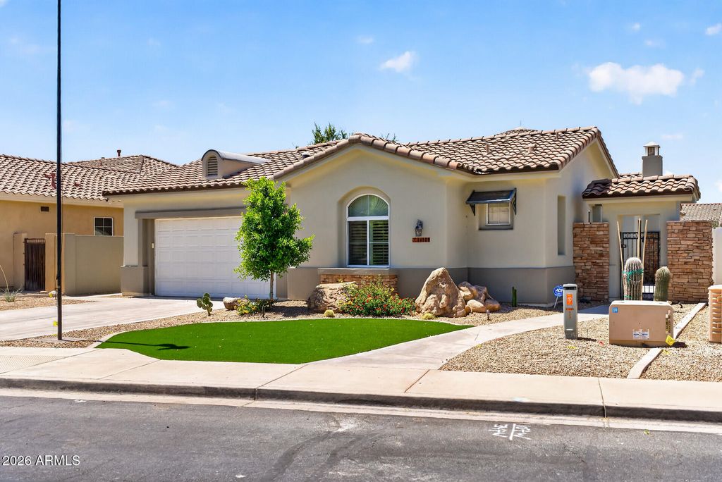 Photo of 14309 W Cypress Street, Goodyear, AZ 85395 (MLS # 7036943)