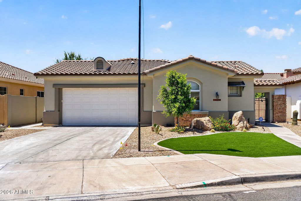 Photo of 14309 W Cypress Street, Goodyear, AZ 85395 (MLS # 7036943)