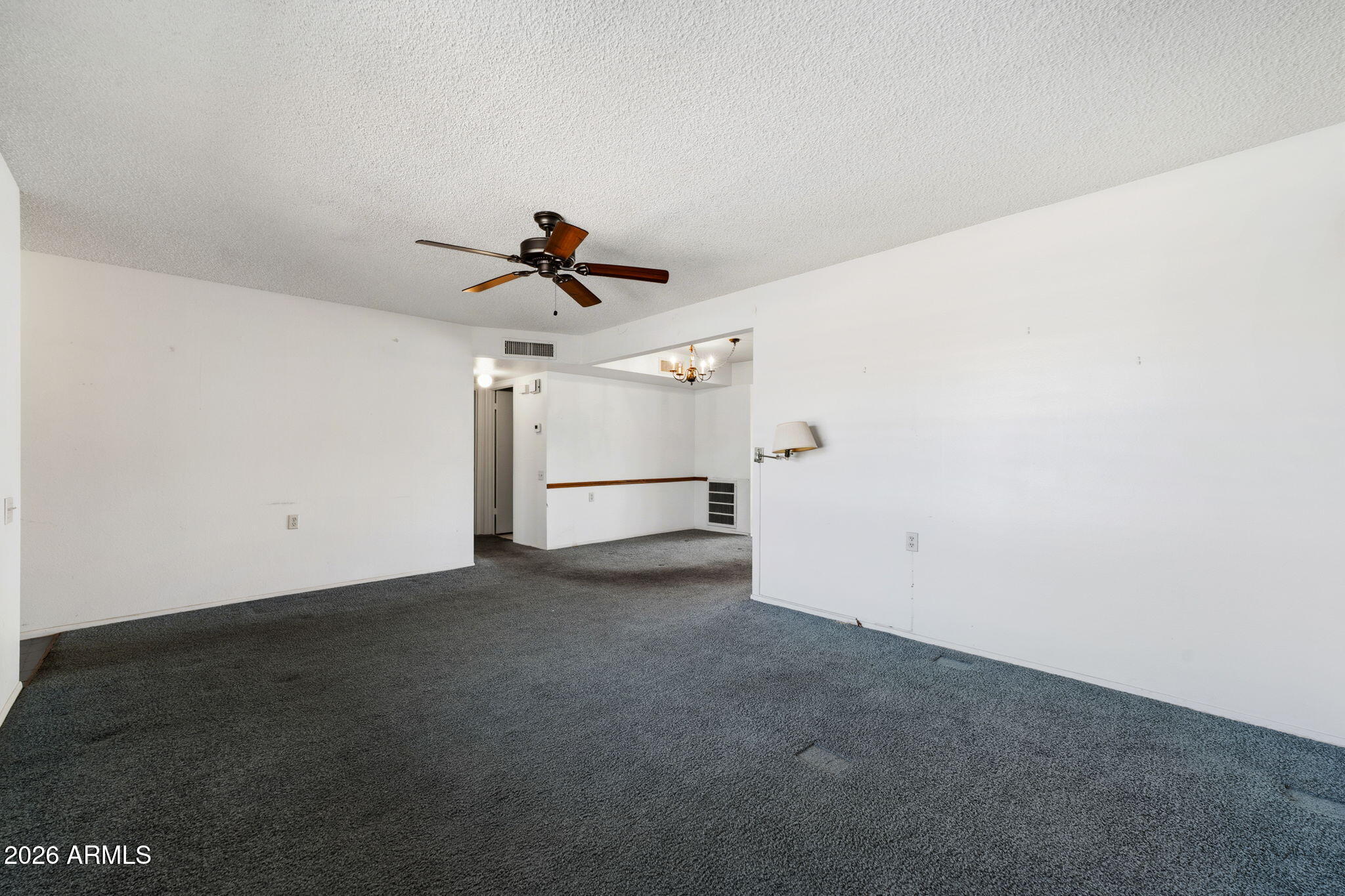 831 LEISURE WORLD --