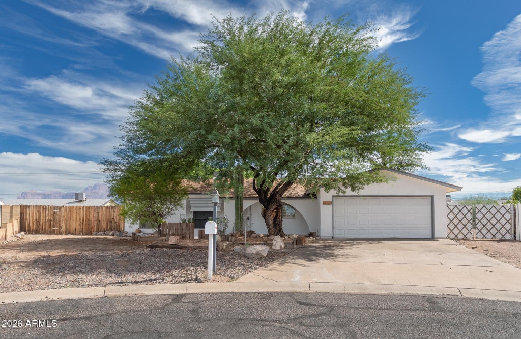 Photo of 161 W 15th Avenue, Apache Junction, AZ 85120 (MLS # 7081229)