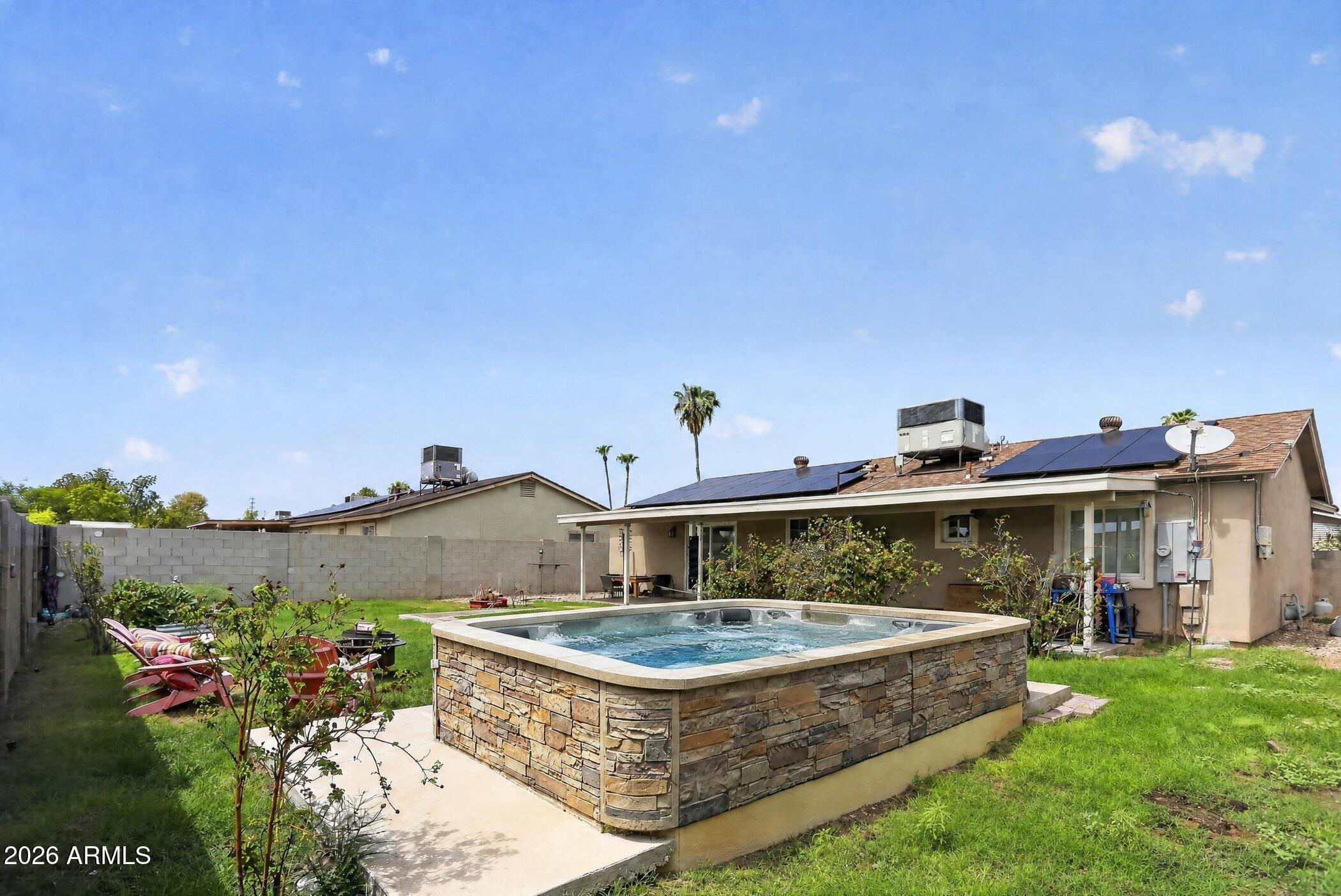 3629 E Winchcomb Drive