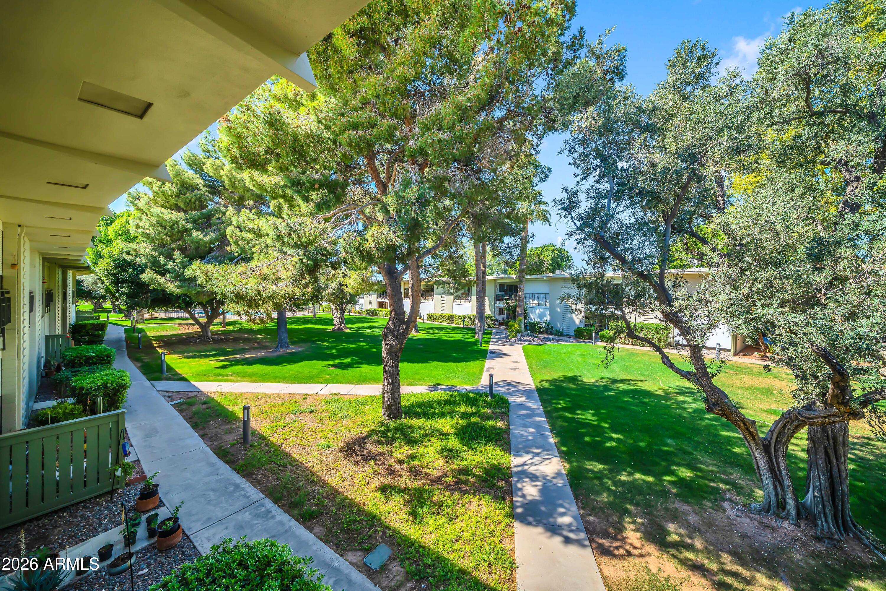 6125 E INDIAN SCHOOL Road 286