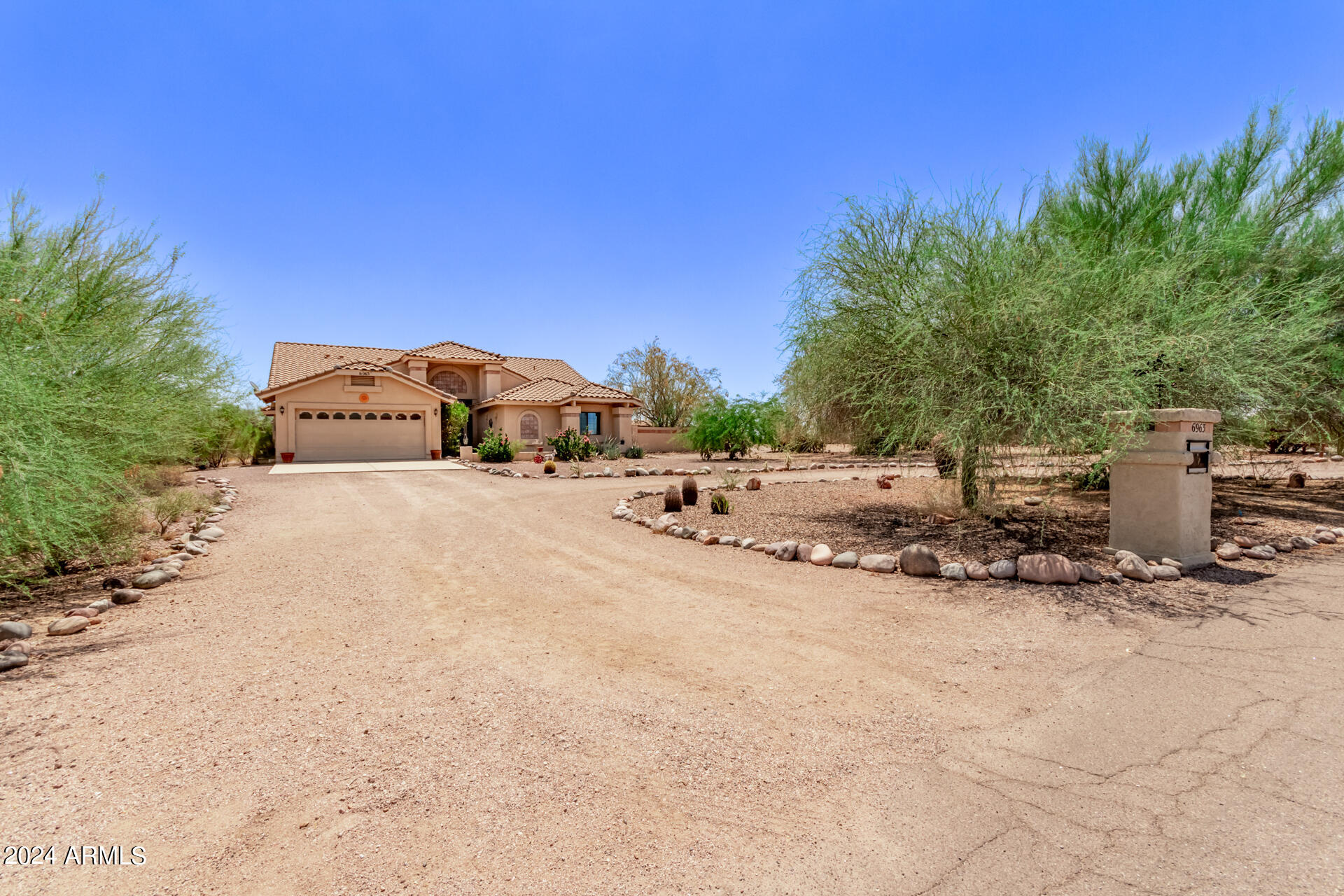 View Gold Canyon, AZ 85118 house