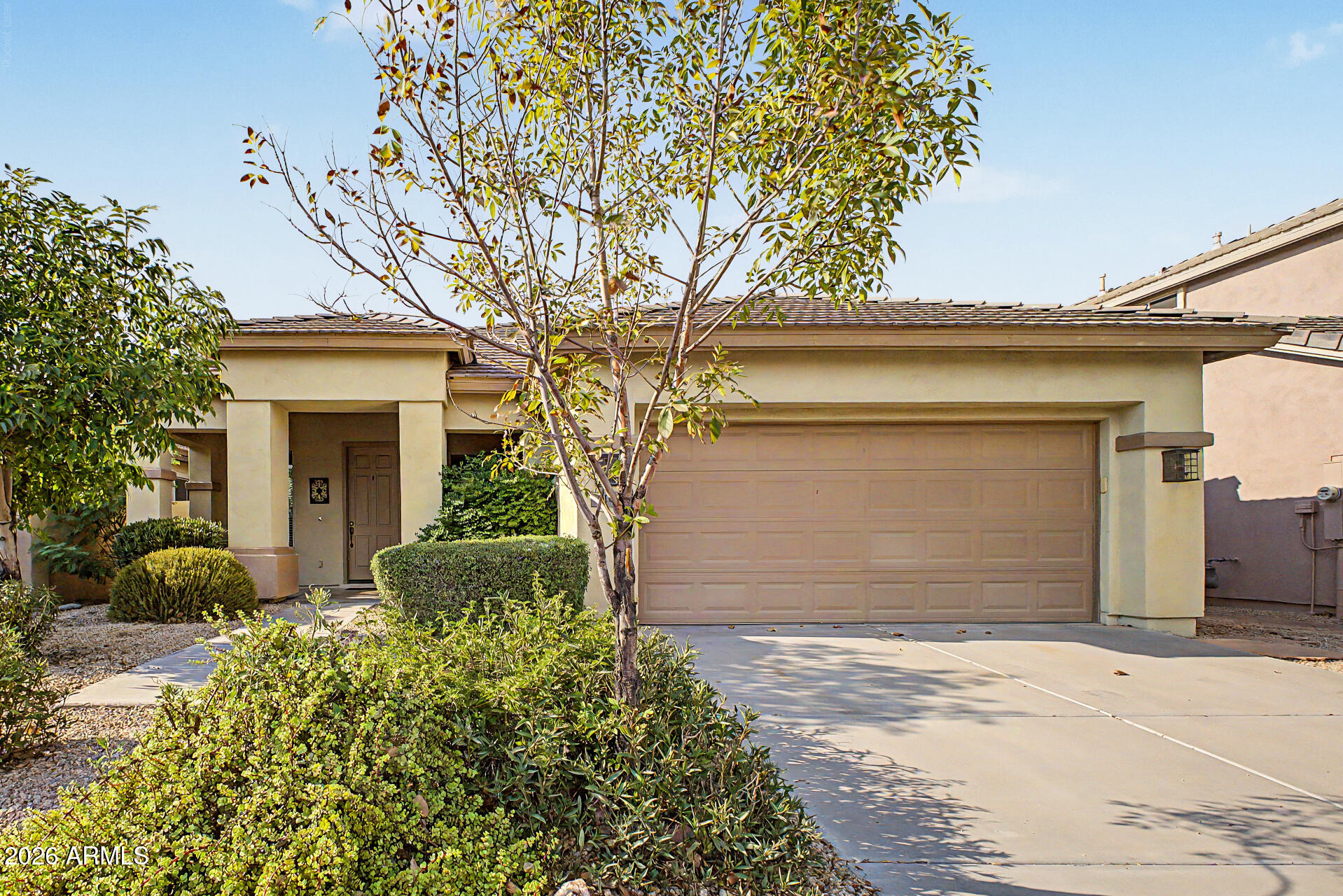 616 E KRISTA Way