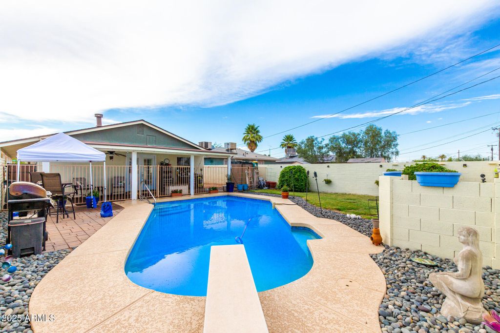 Photo of 220 W 13th Street, Casa Grande, AZ 85122 (MLS # 6915374)