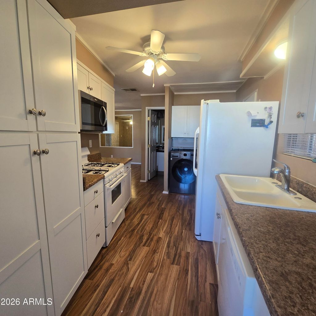 Photo of 10201 N 99th Avenue #28A, Peoria, AZ 85345 (MLS # 6993176)