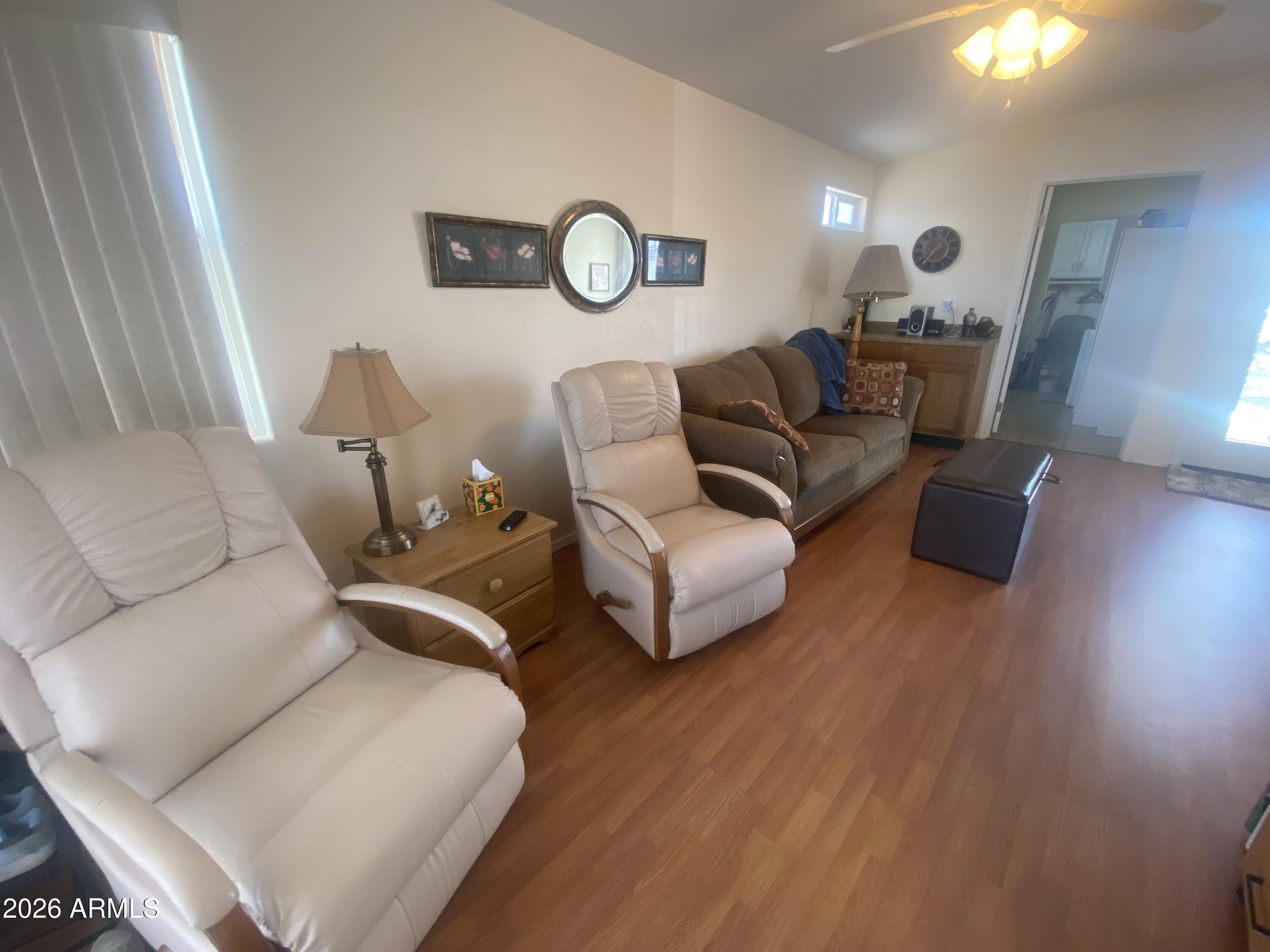 1639 W YUMA Avenue 639