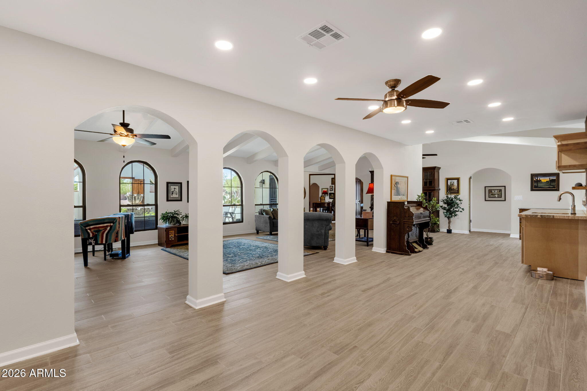 PARADISE HEIGHTS - Residential