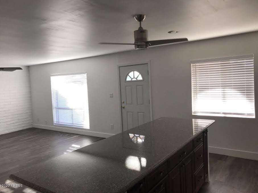 1500 W RIO SALADO Parkway 39
