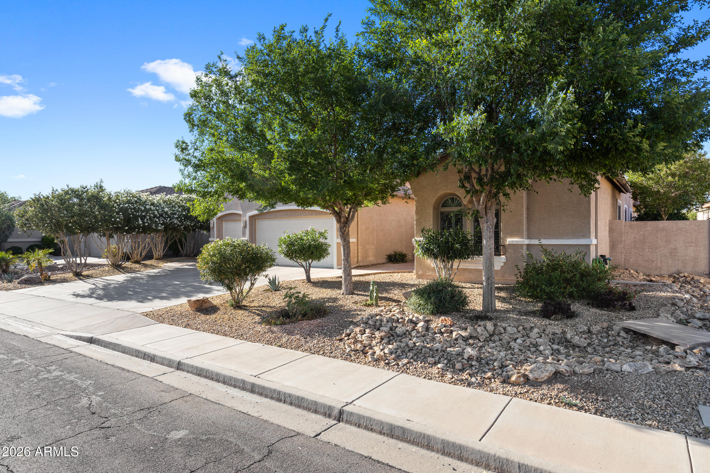 2770 E BUENA VISTA Drive