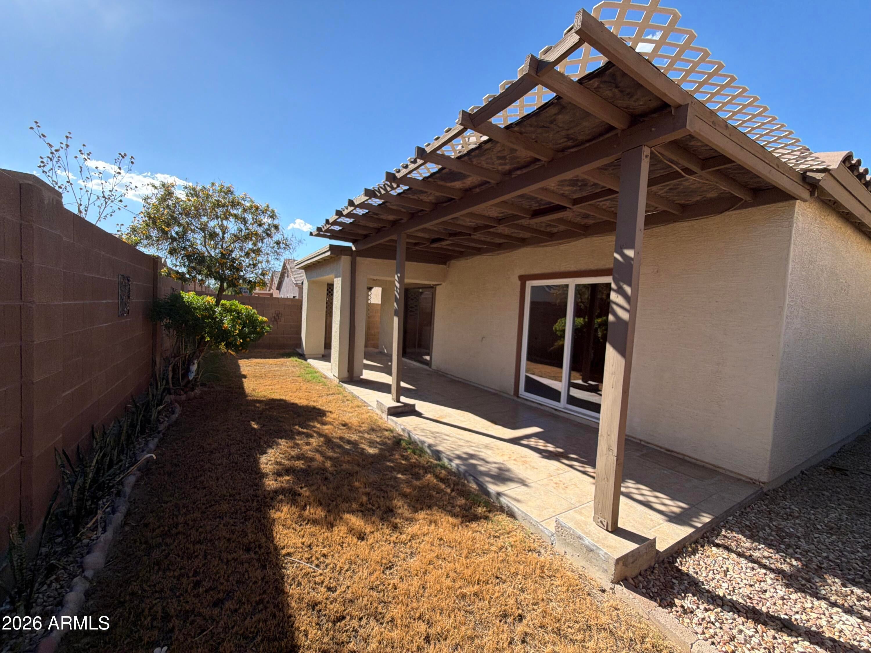 719 W LYDIA Lane