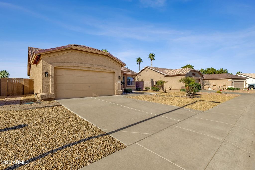 Photo of 6450 S Springs Place, Chandler, AZ 85249 (MLS # 6954217)