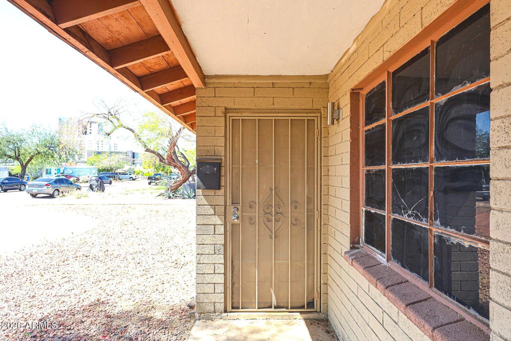 Photo of 1238 E Almeria Road, Phoenix, AZ 85006 (MLS # 6999739)