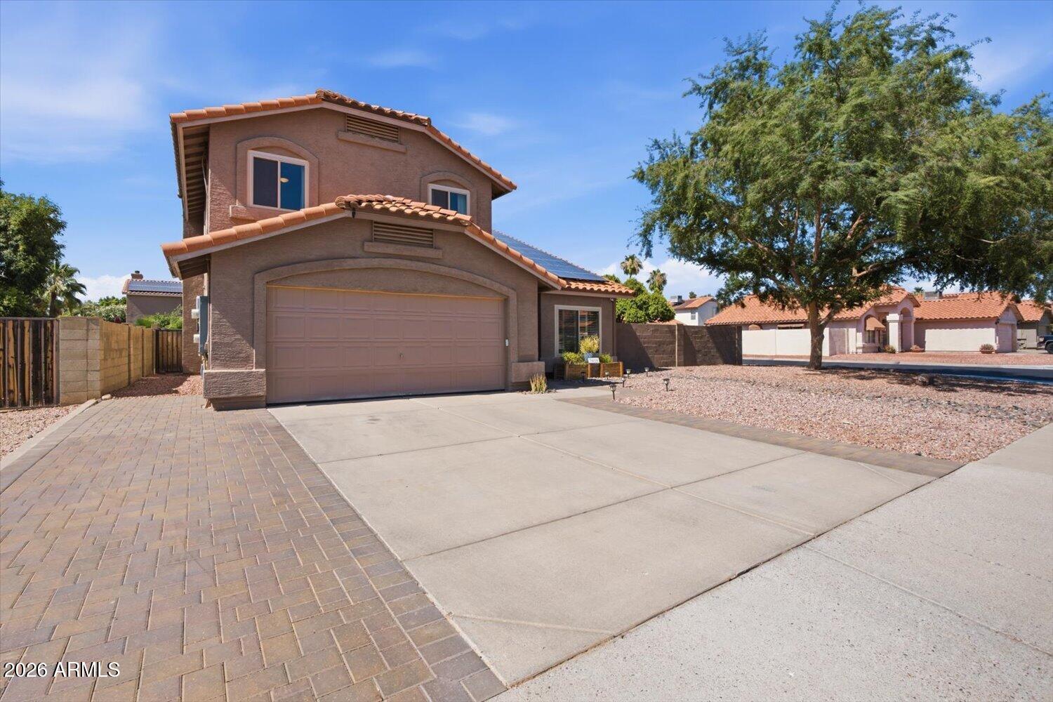 3414 E SEQUOIA Drive
