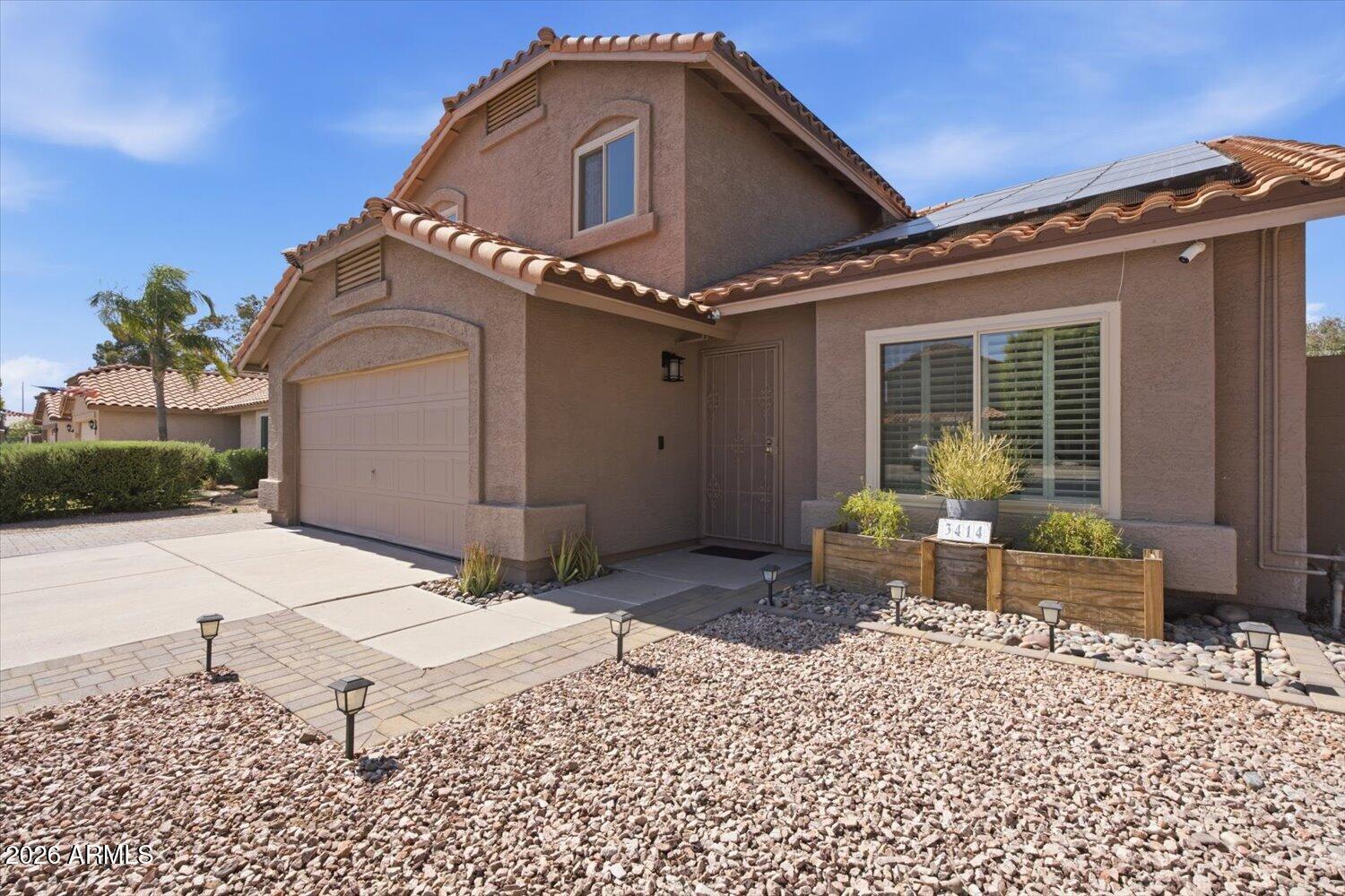 3414 E SEQUOIA Drive