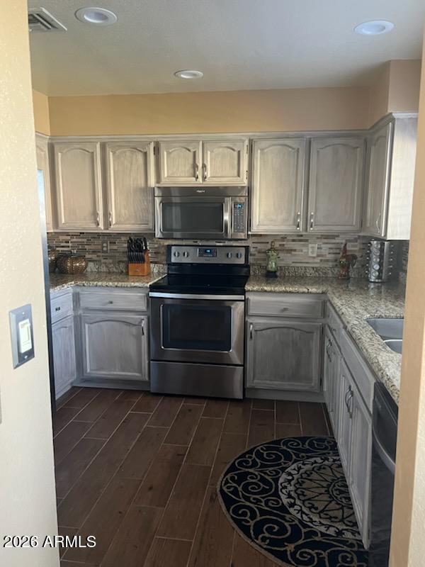 9707 E MOUNTAIN VIEW Road 2418