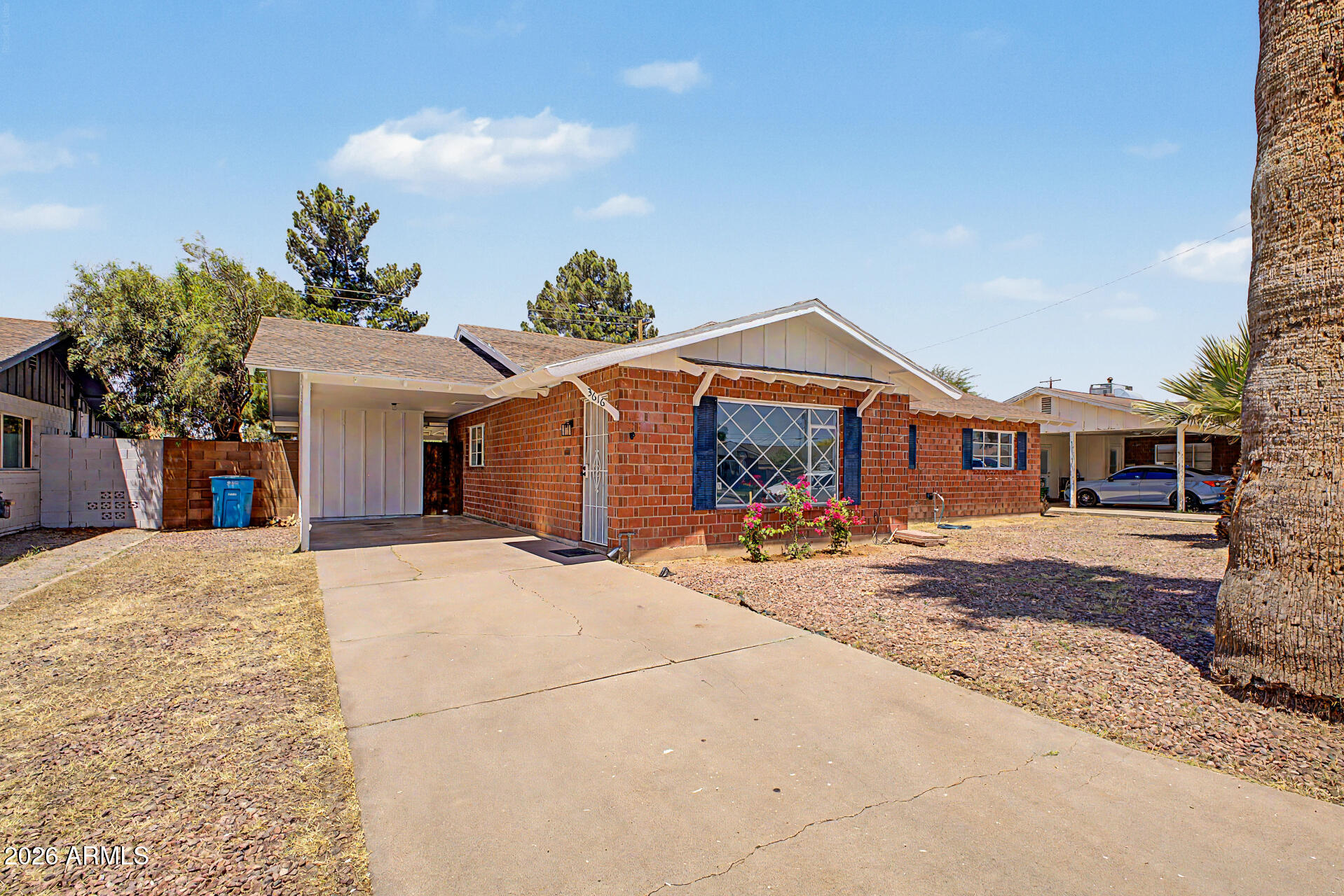 3616 W STELLA Lane