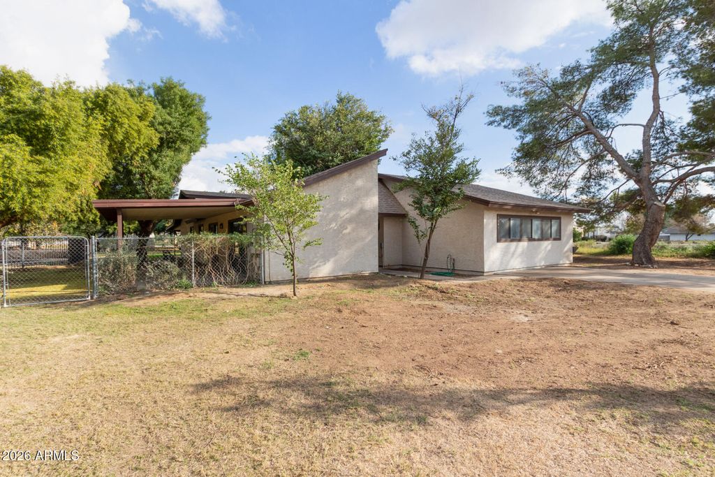 Photo of 7341 N 181st Avenue, Waddell, AZ 85355 (MLS # 6963911)