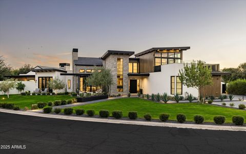 Photo of 5715 E Monterosa Street, Phoenix, AZ 85018 (MLS # 6957861)