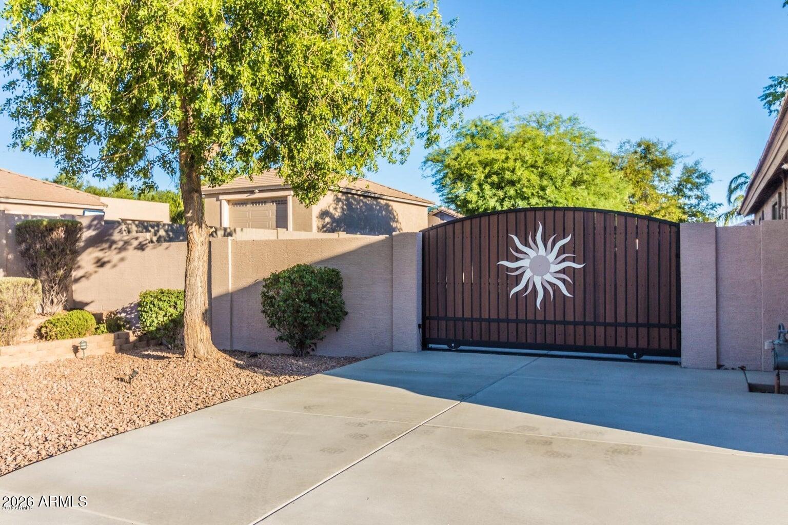 8357 W SAN JUAN Avenue