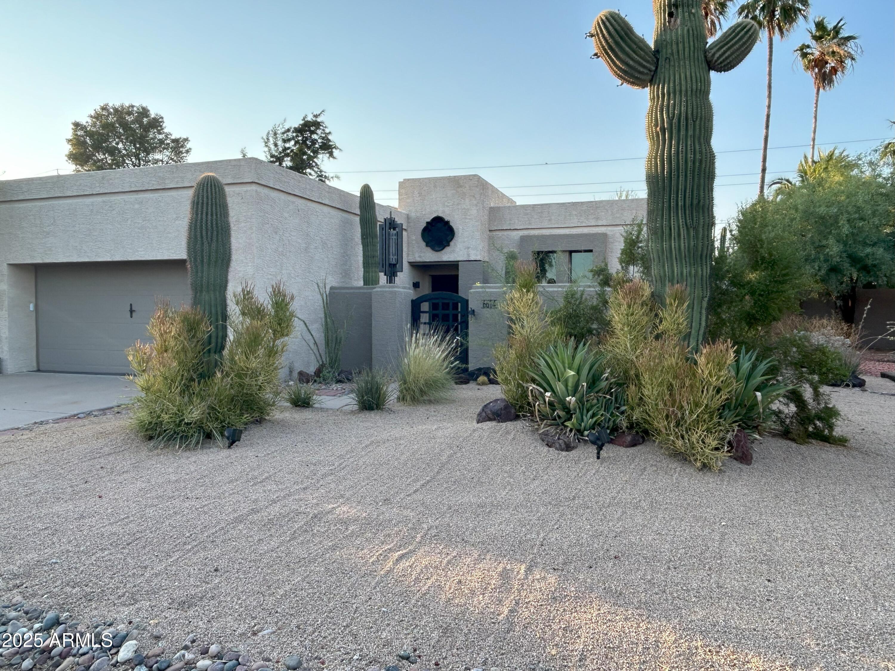6614 E JUNIPER Avenue