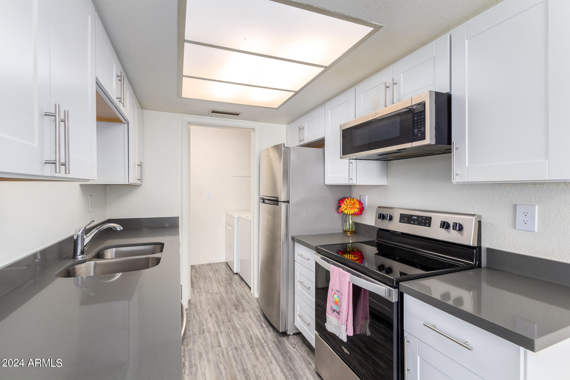 11048 N 28TH Drive 145