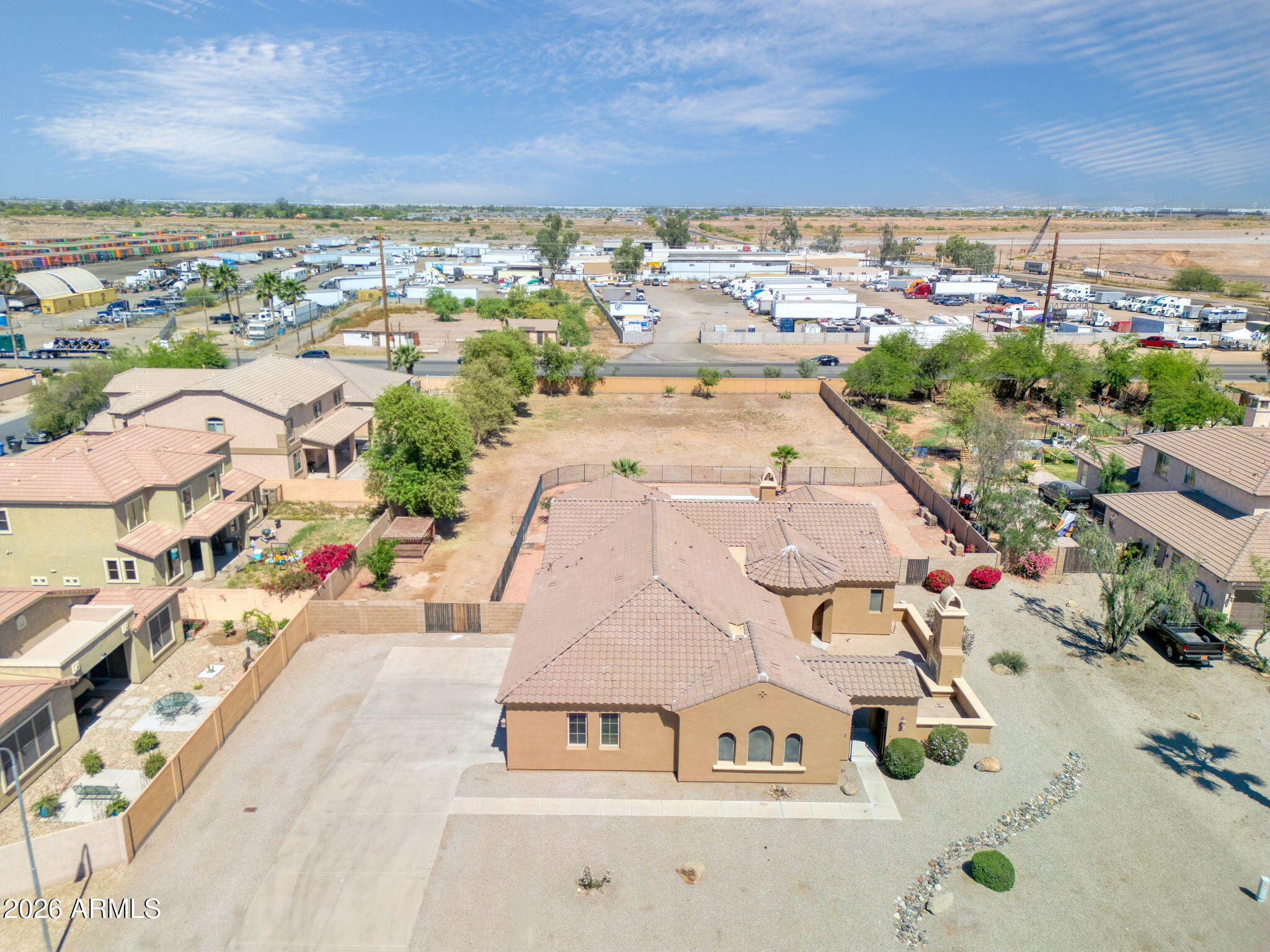 6712 W Pleasant Lane