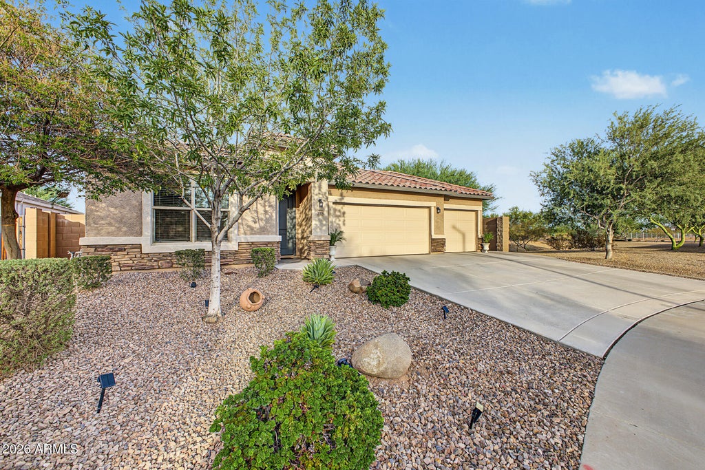 Photo of 25825 N 134th Drive, Peoria, AZ 85383 (MLS # 7084935)