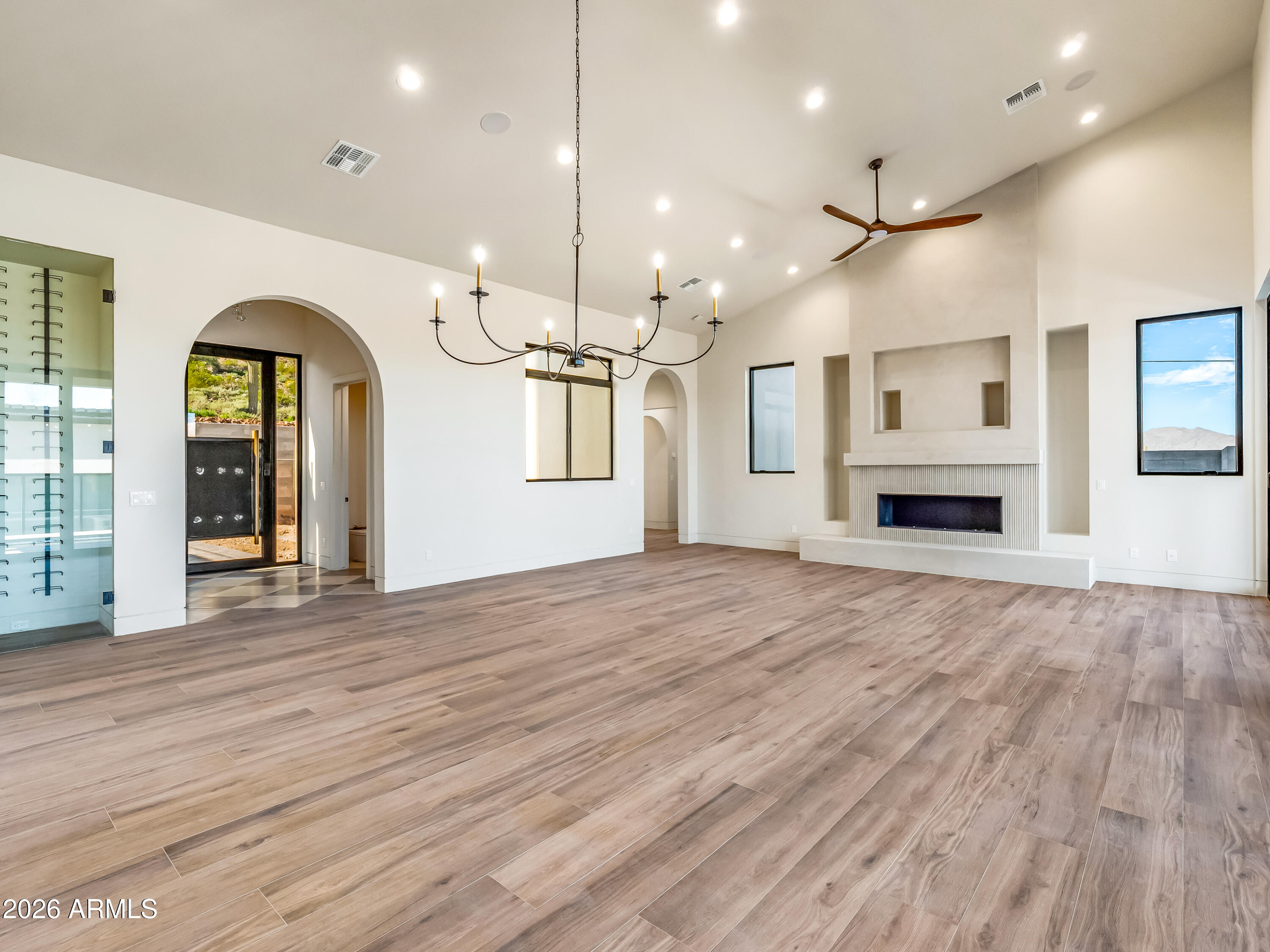 1730 W SENTINEL ROCK Road