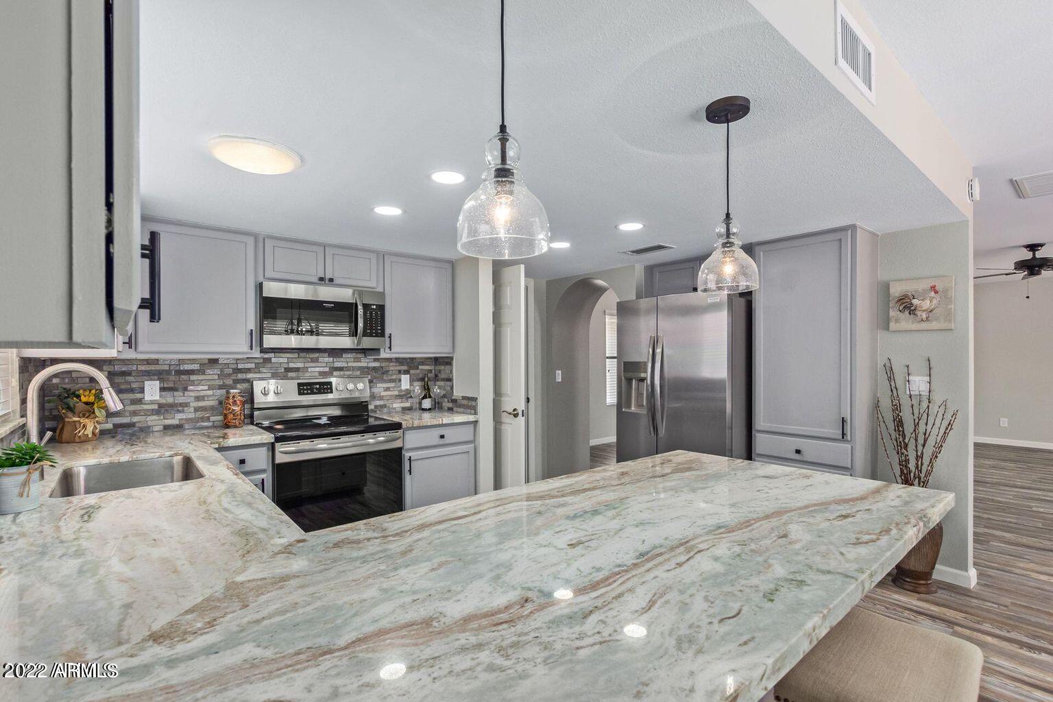 1149 S FIREFLY Avenue