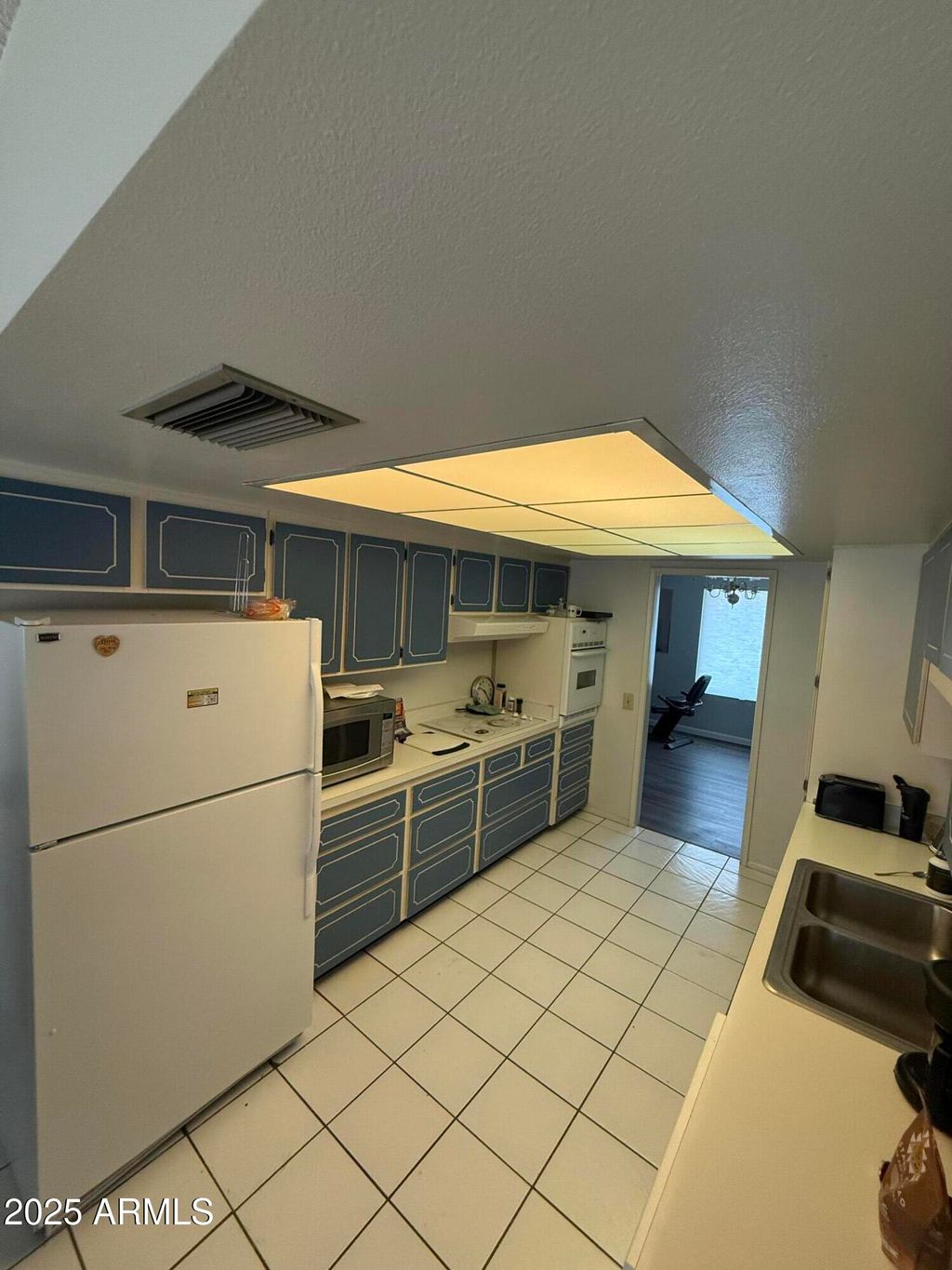 Photo of 9445 W Rolling Hills Drive, Sun City, AZ 85351 (MLS # 6895446)