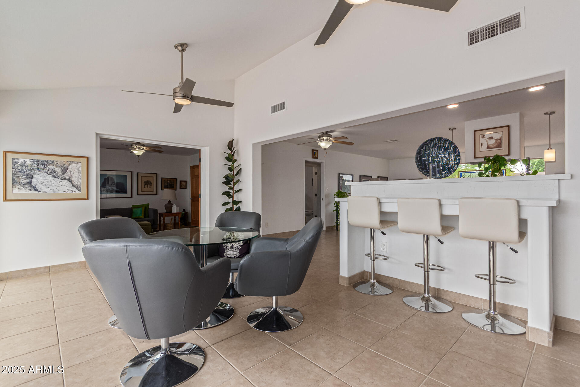 644 E LA JOLLA Drive