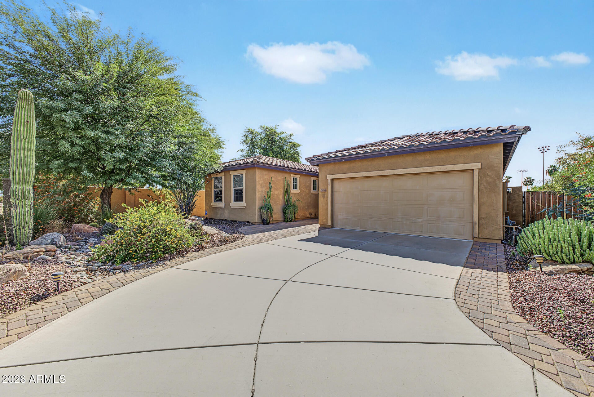 14761 W LUNA Circle