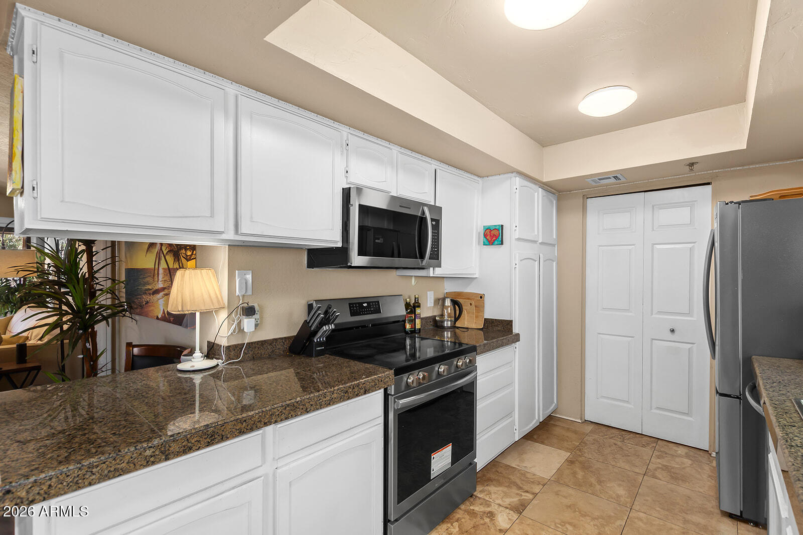 3031 N CIVIC CENTER Plaza 334