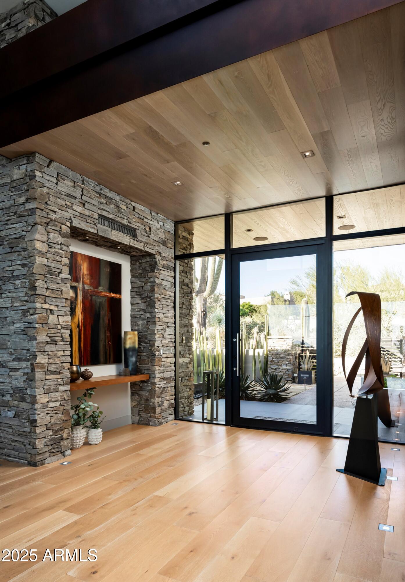 10040 E HAPPY VALLEY Road 915