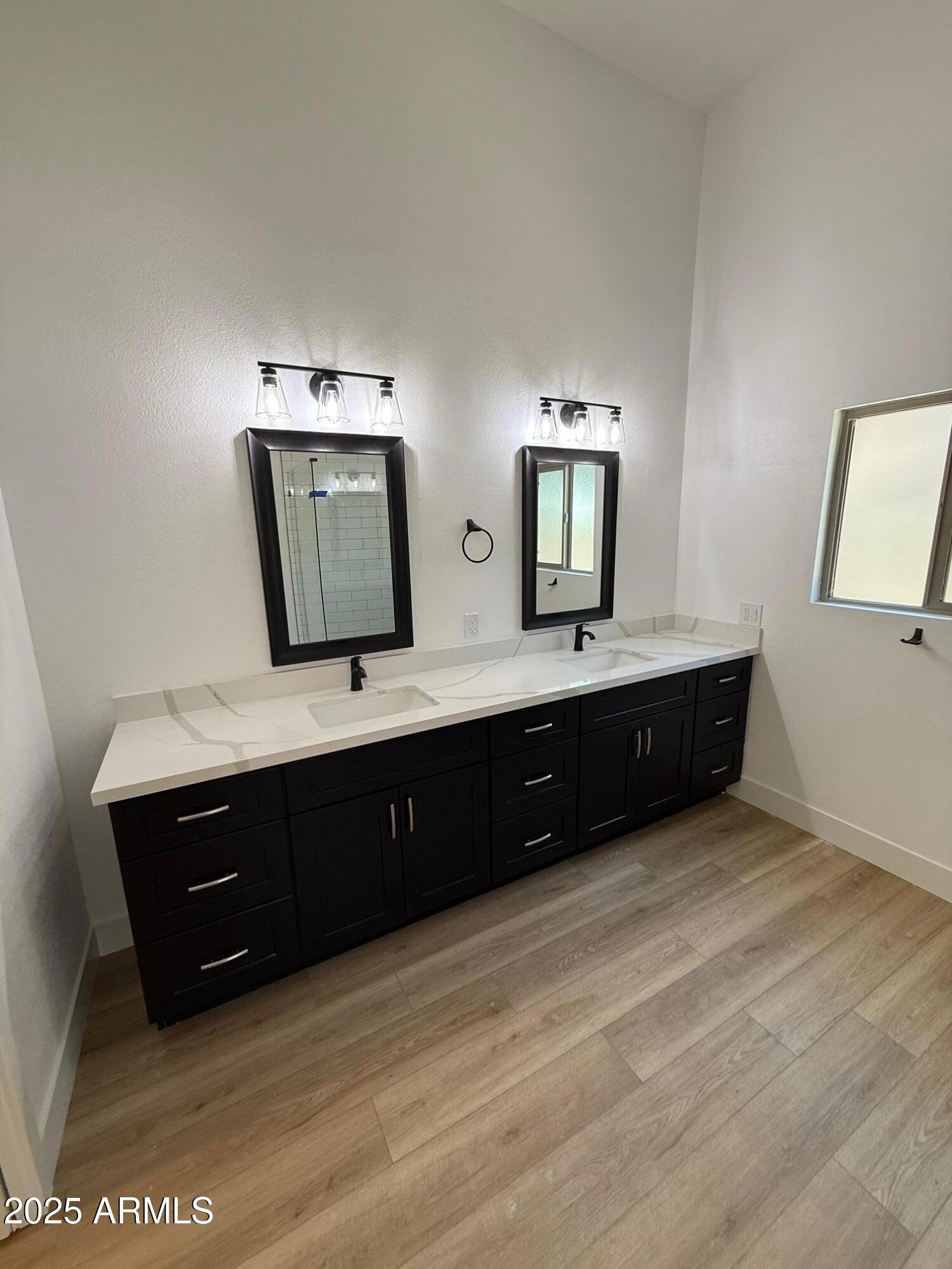 11128 E SAHUARO Drive