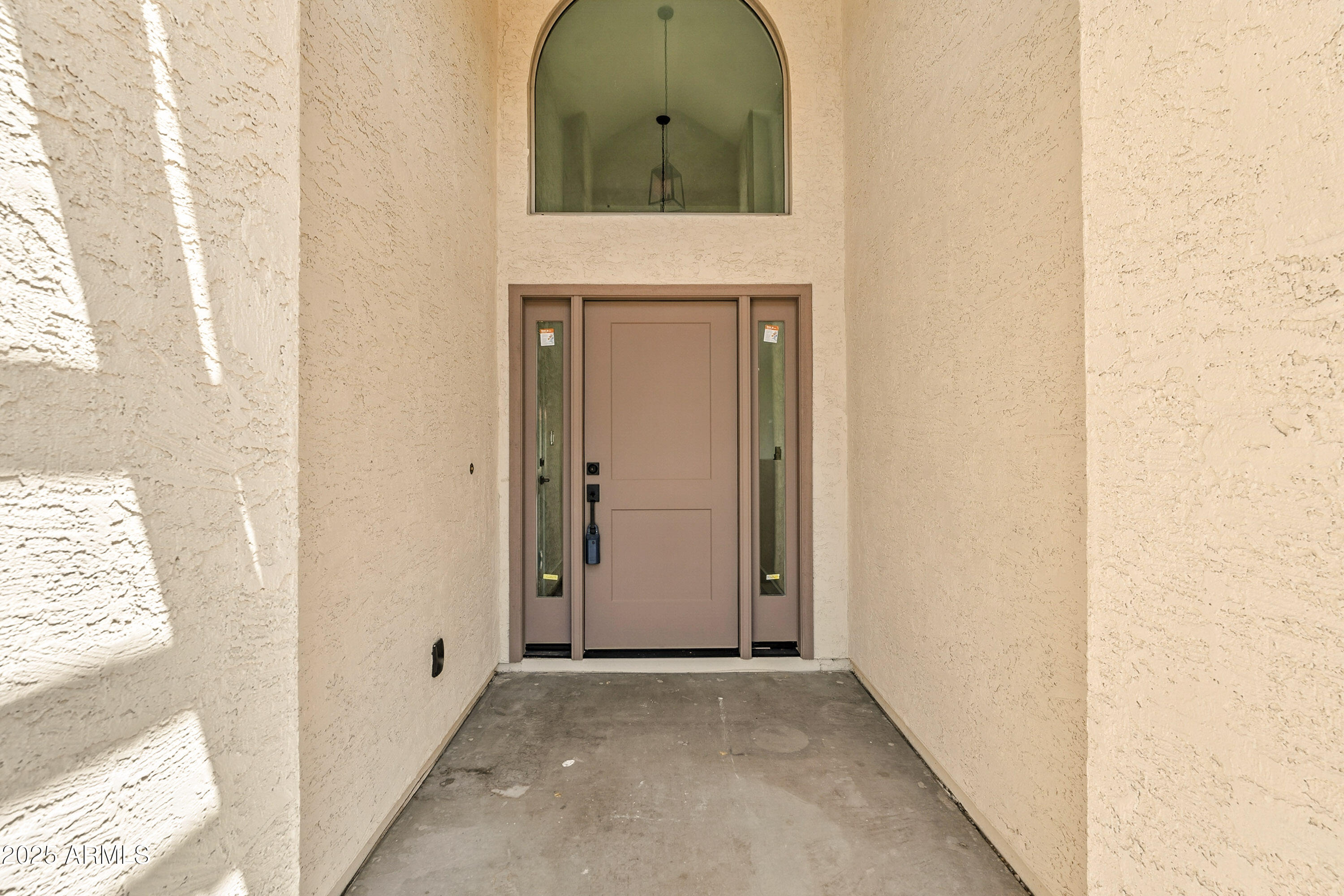 11128 E SAHUARO Drive