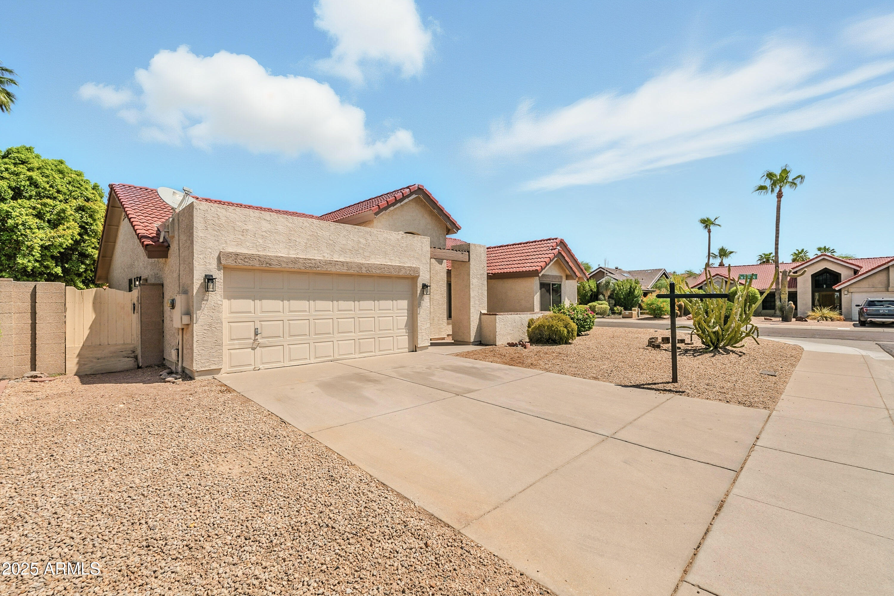 11128 E SAHUARO Drive