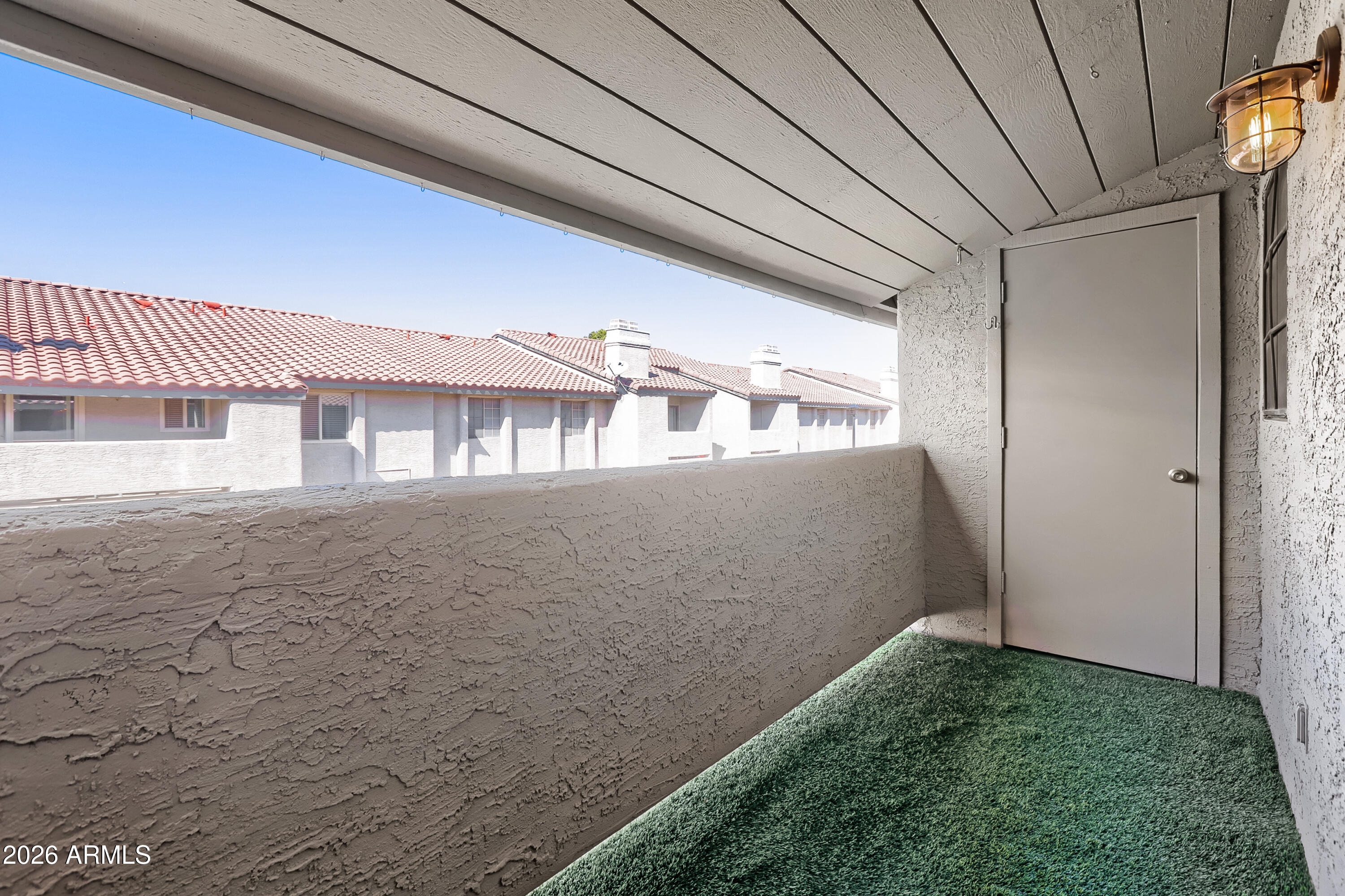 533 W GUADALUPE Road 2044