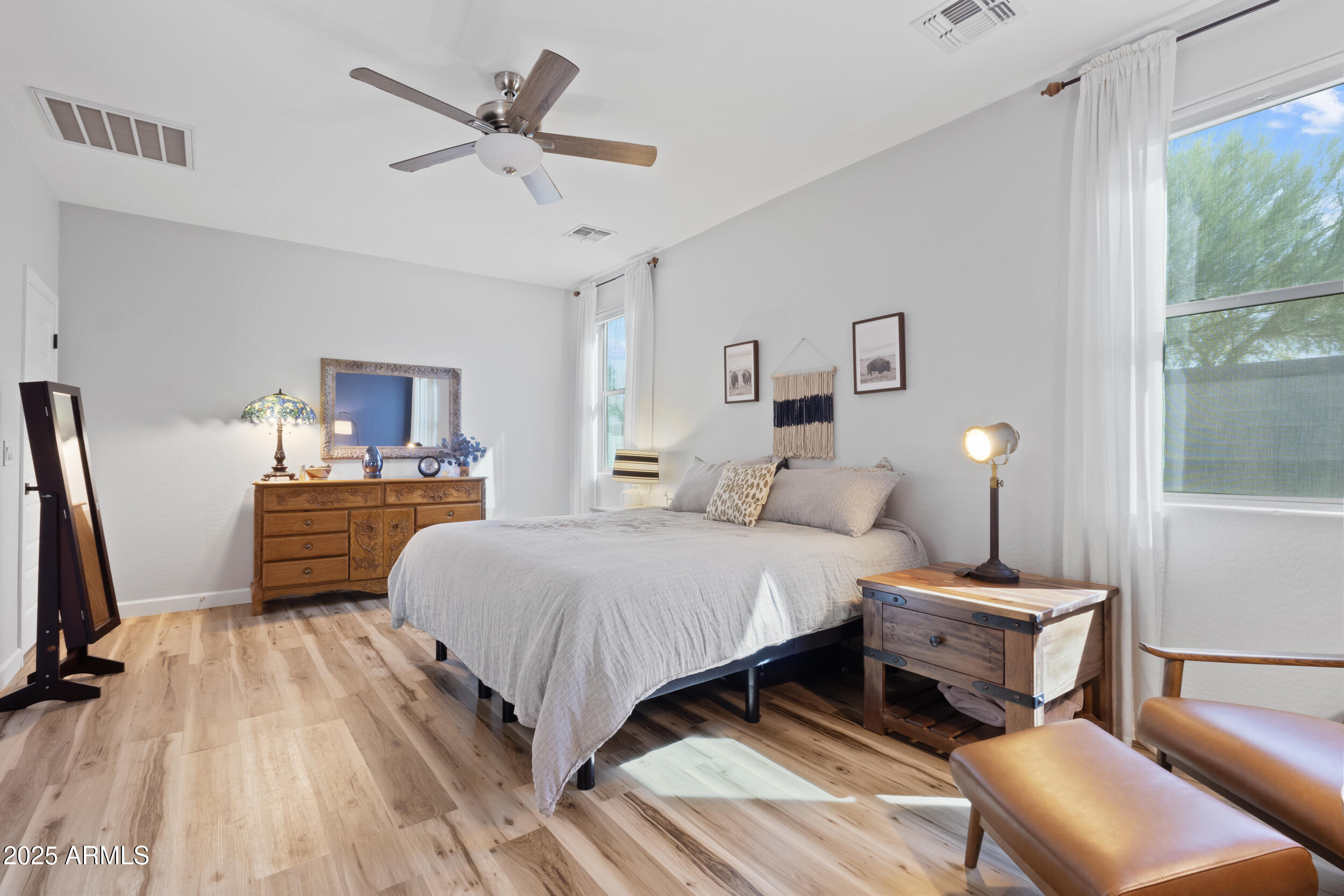 17991 W VIA DEL SOL --