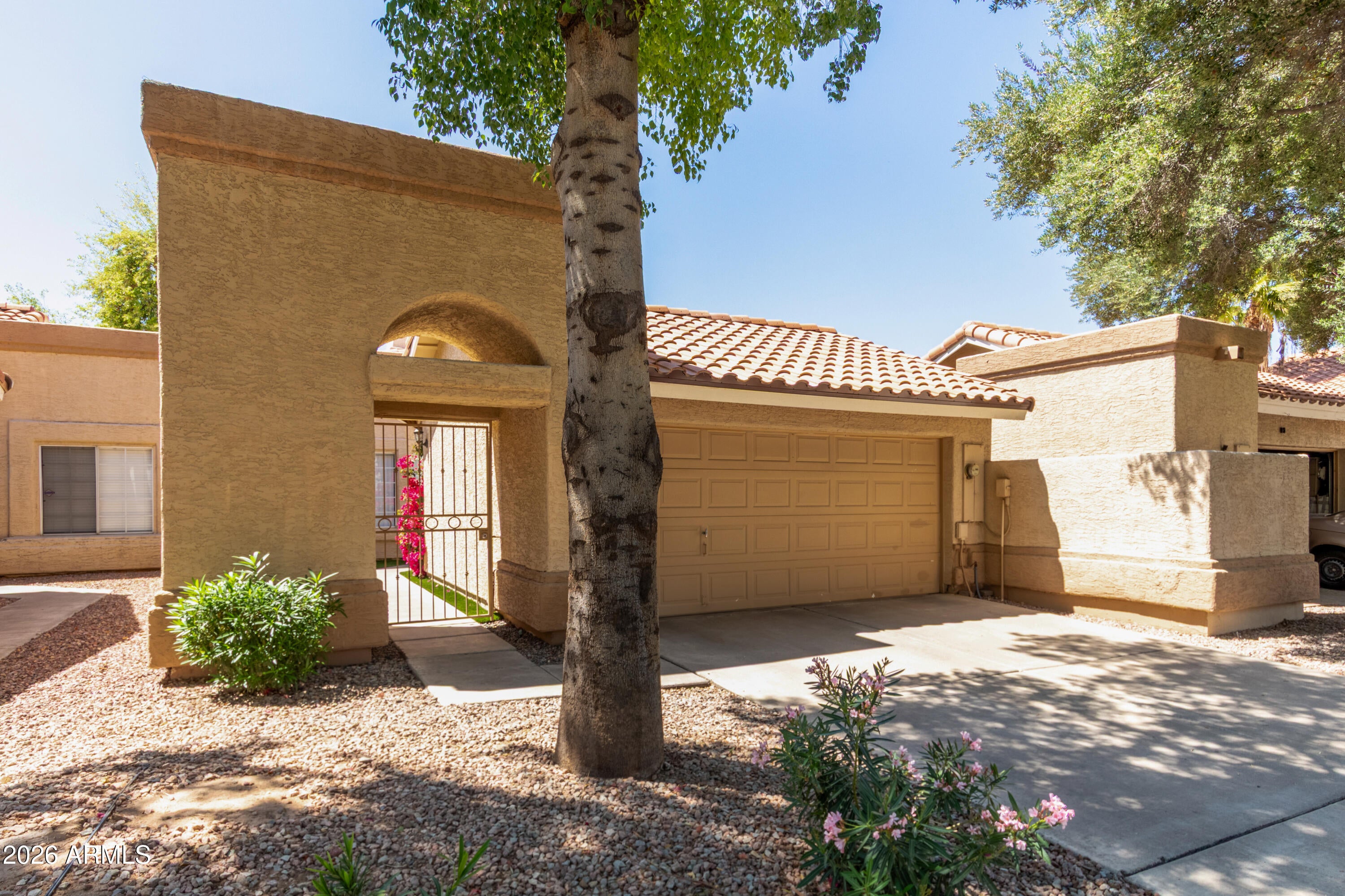 6734 S BRITTANY Lane