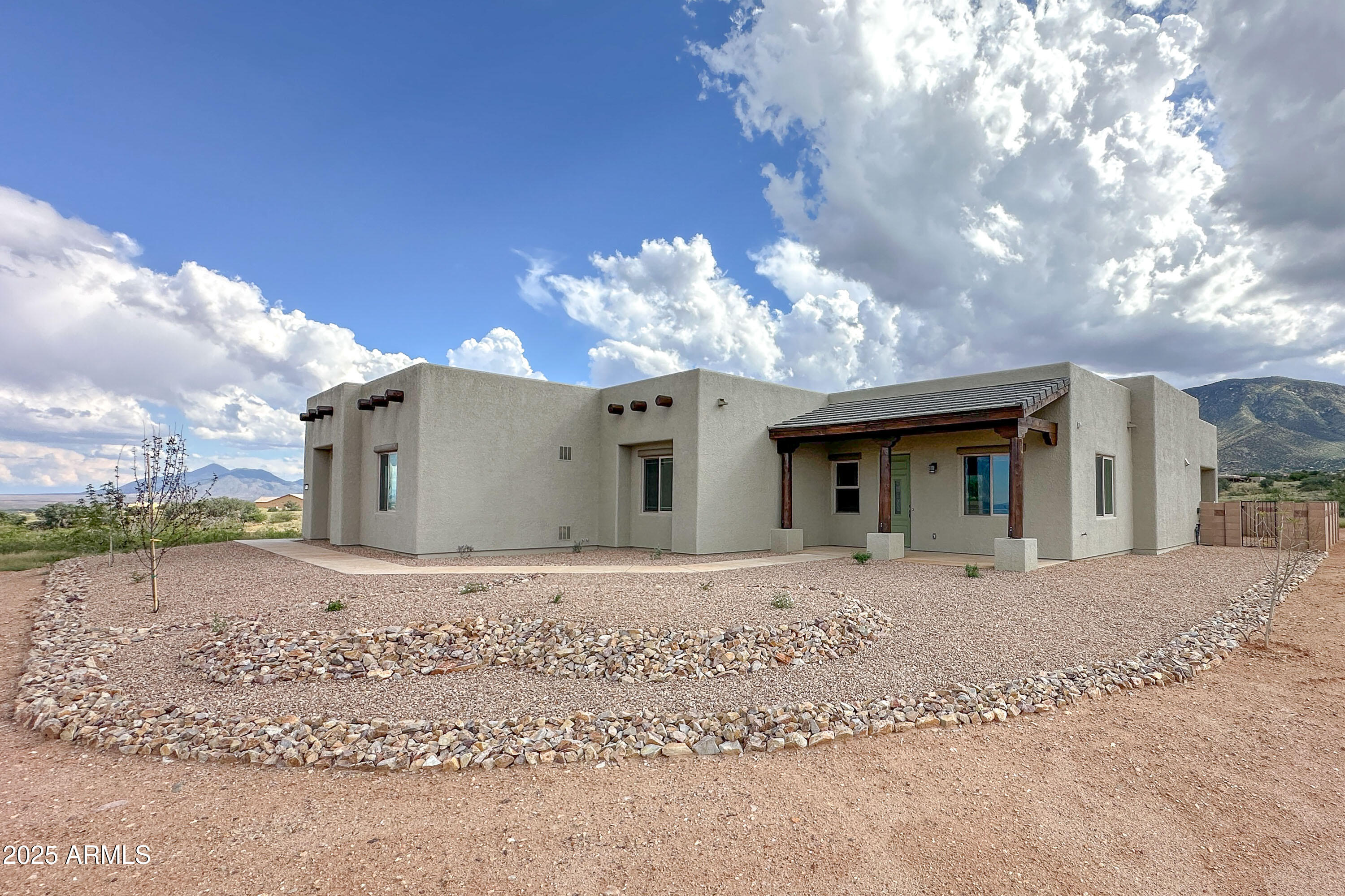WILD HORSE 2 - Residential