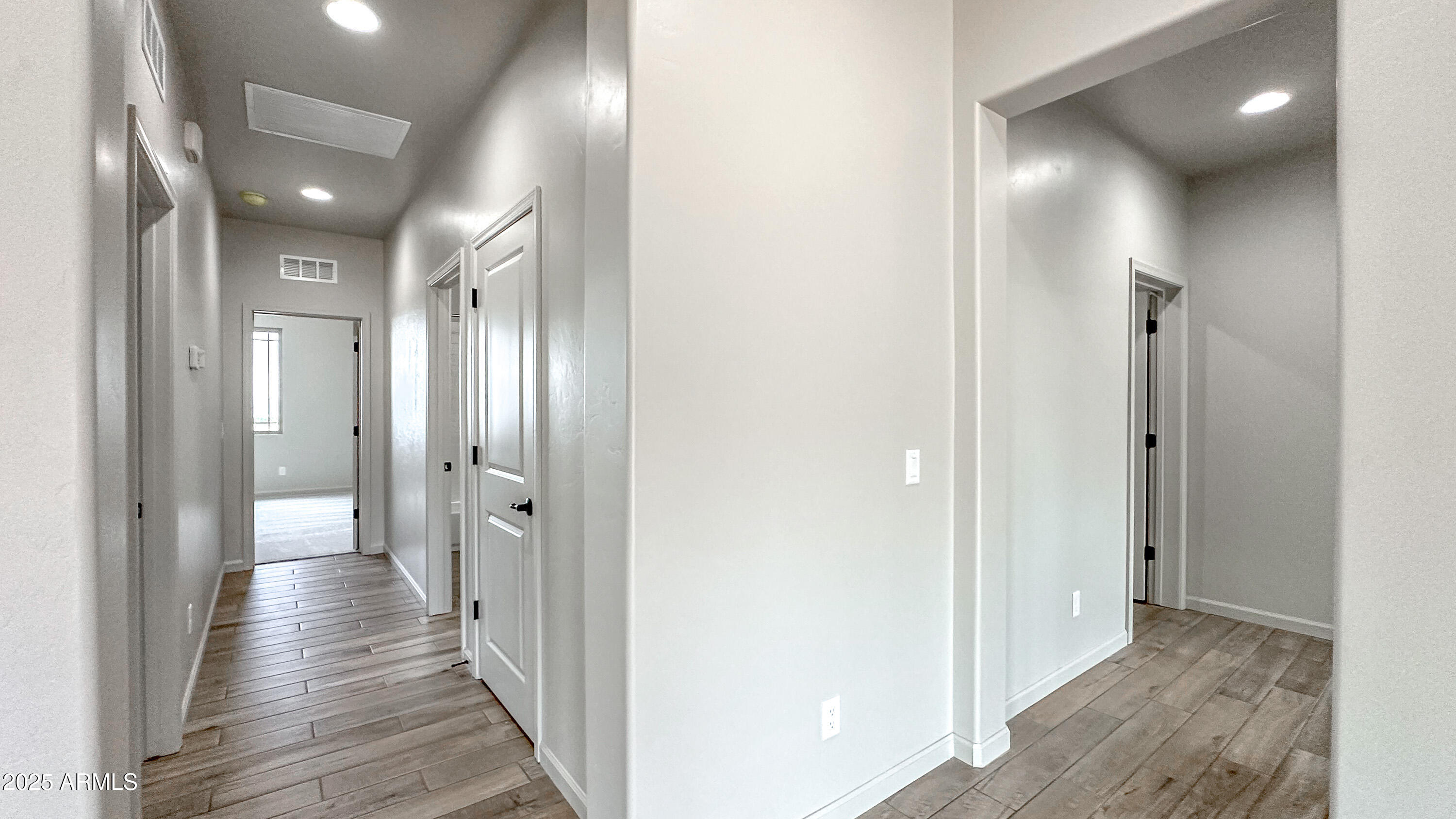 WILD HORSE 2 - Residential