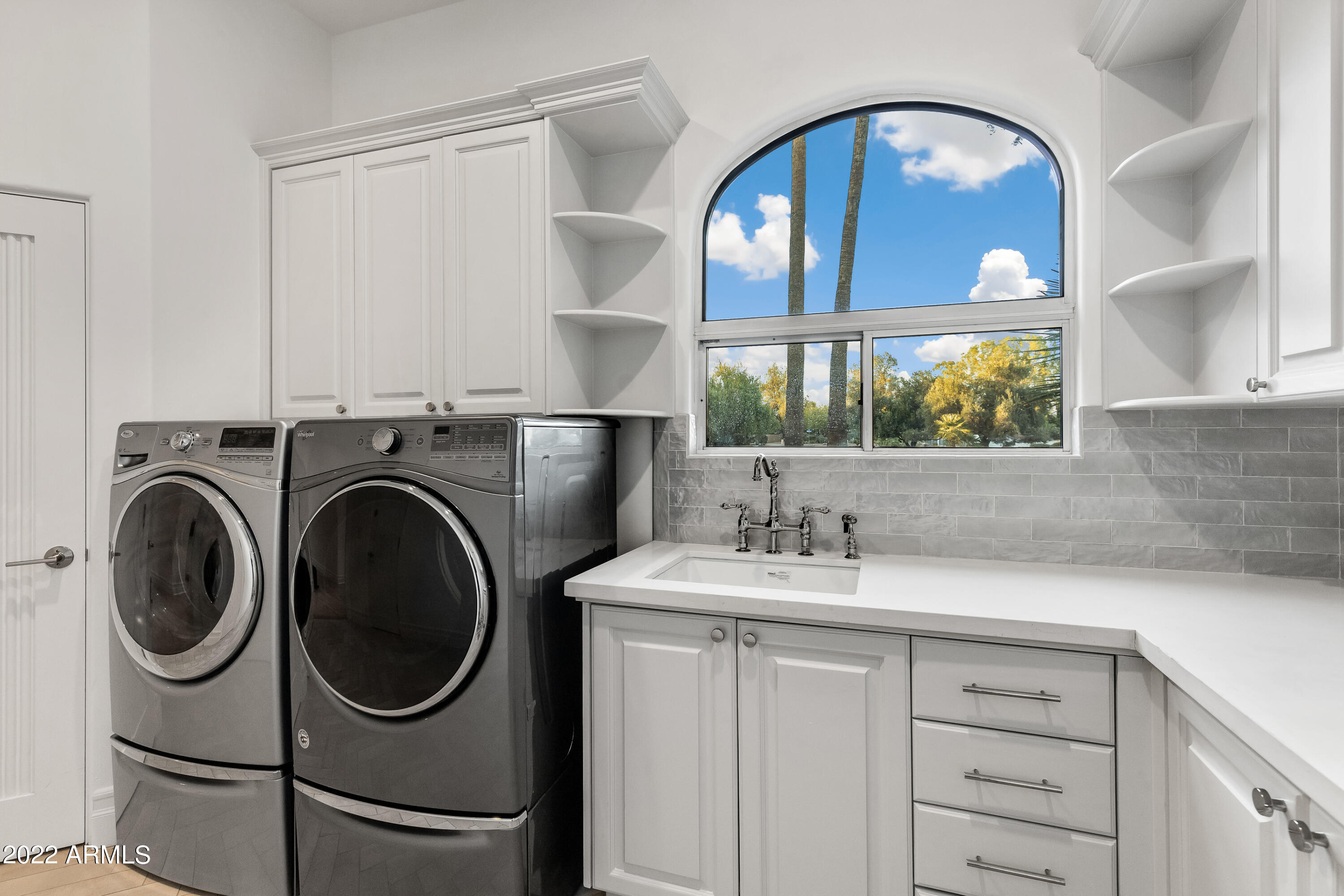 CAMELBACK COUNTRY ESTATES UNIT 2 - Residential