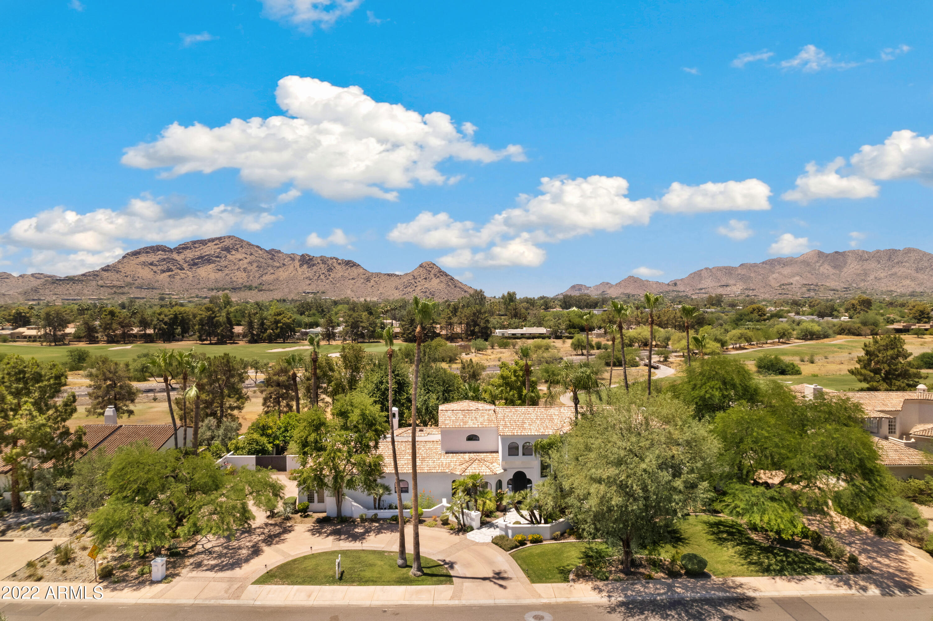 CAMELBACK COUNTRY ESTATES UNIT 2 - Residential