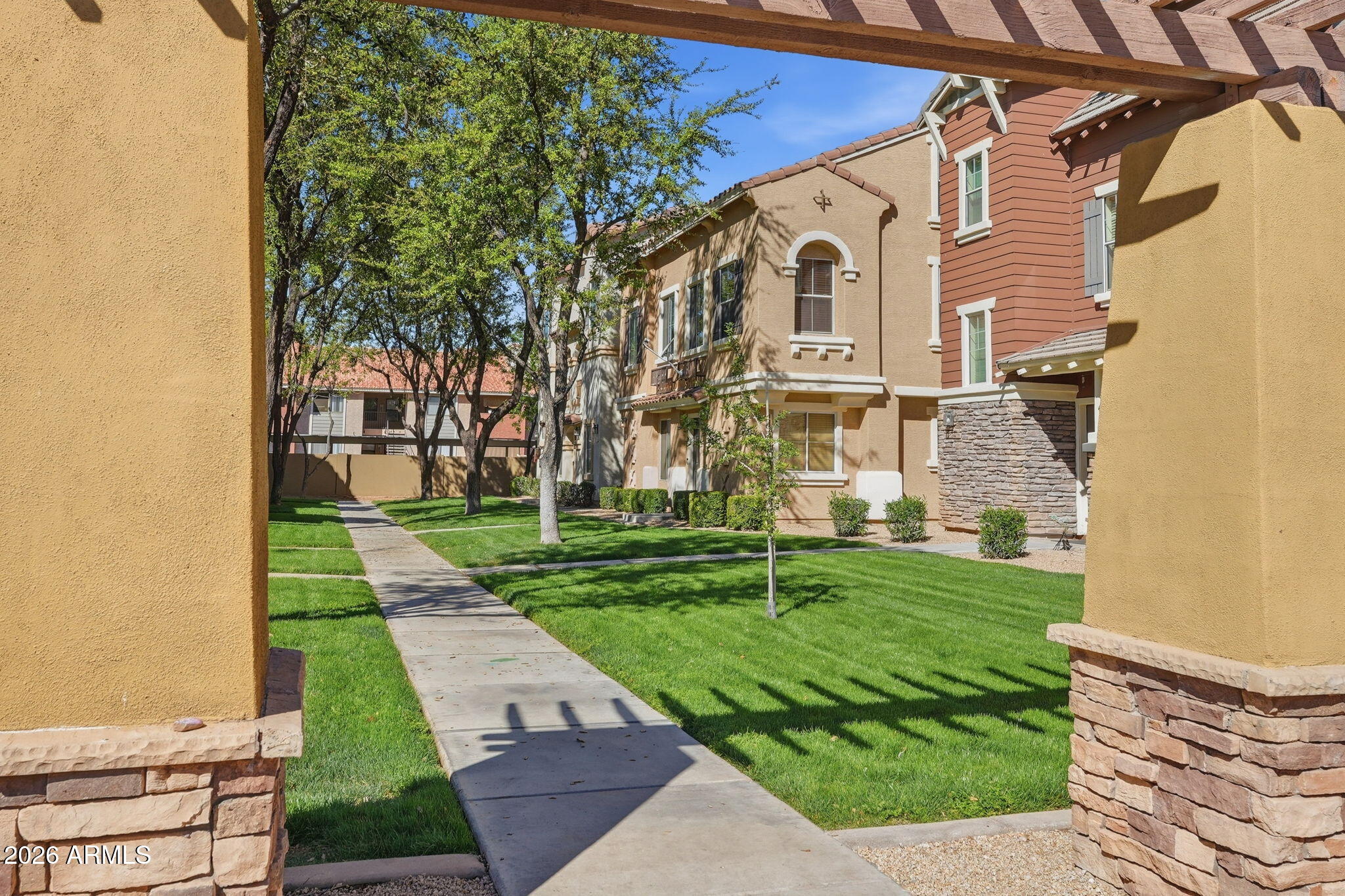 161 W CAMPBELL Court